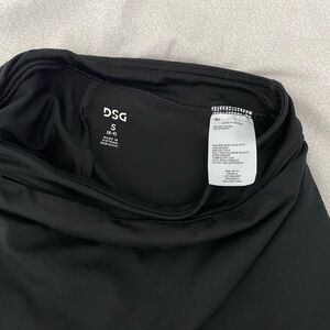 DSG girls performance skort black. Size S. Worn Twice.